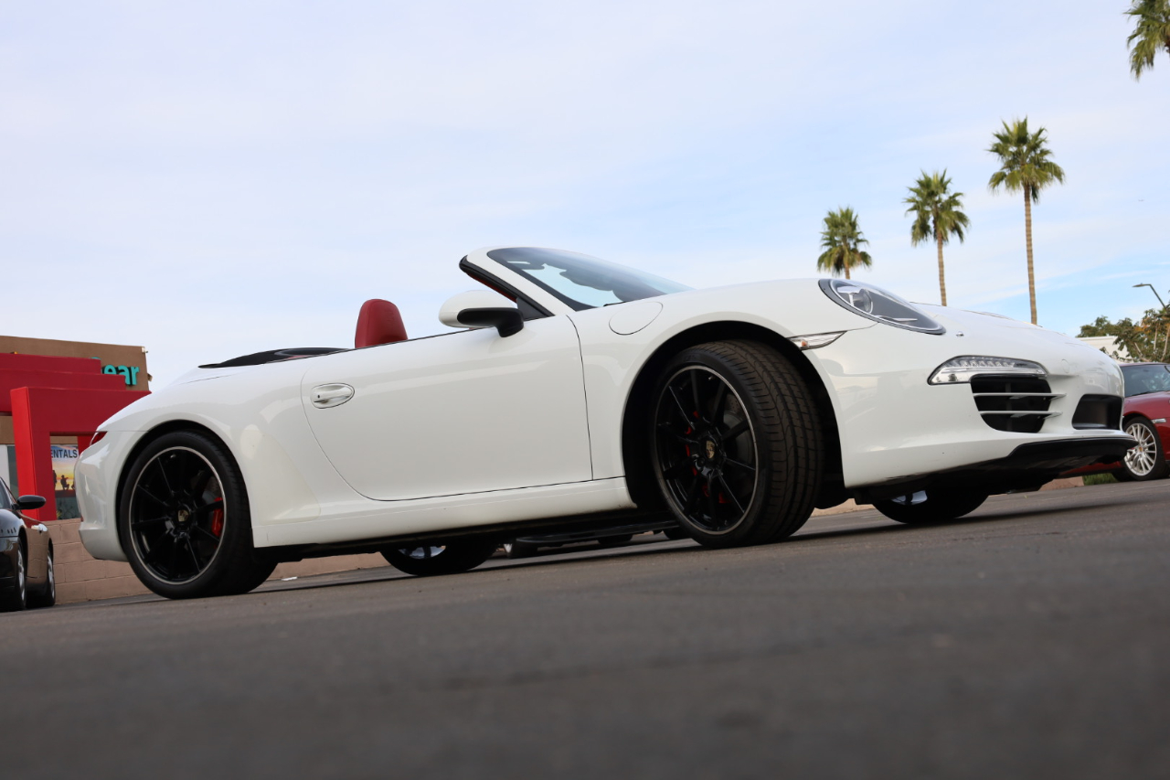 Porsche 911 Carrera S Cabriolet 2013
