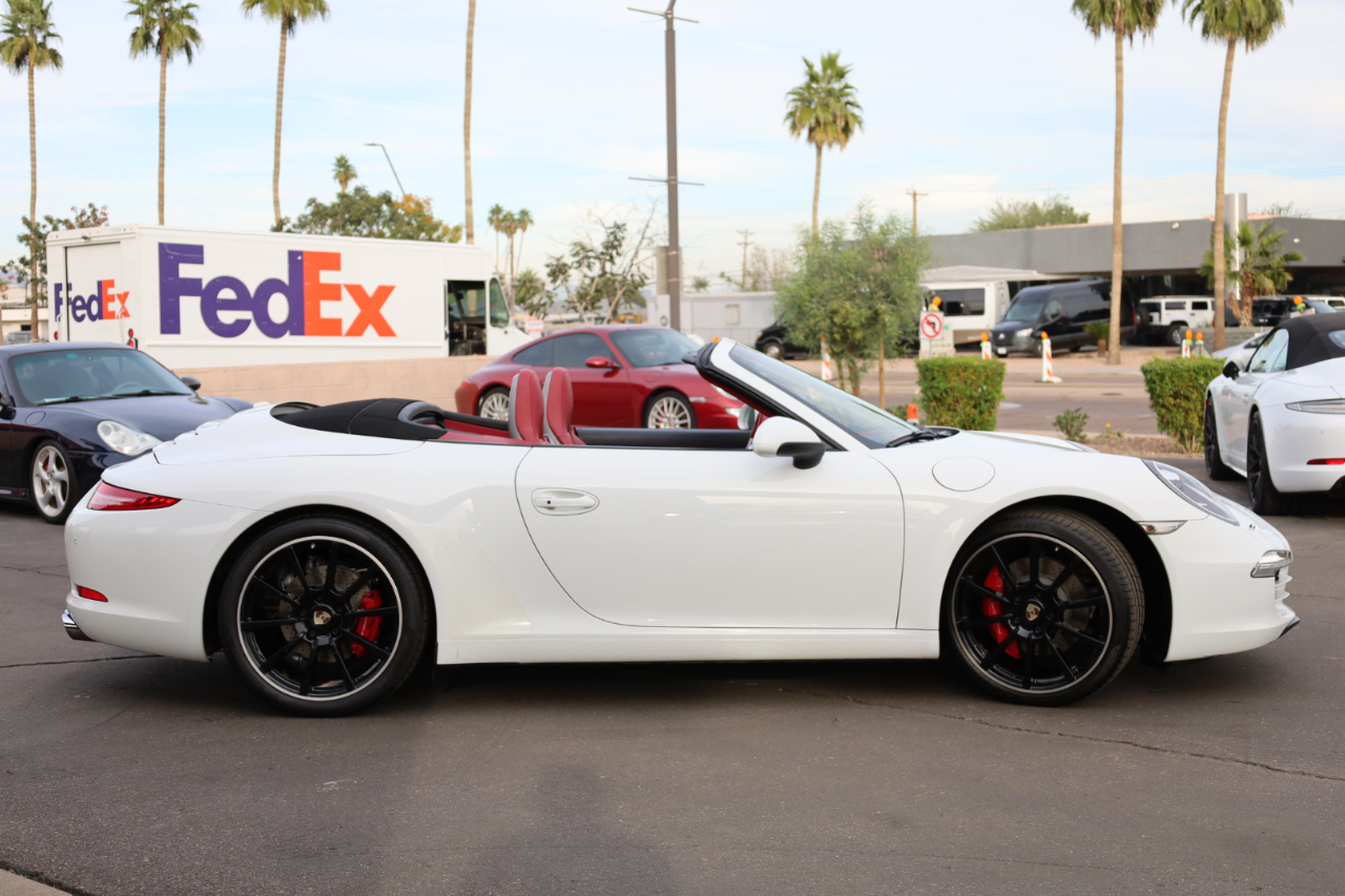 Porsche 911 Carrera S Cabriolet 2013