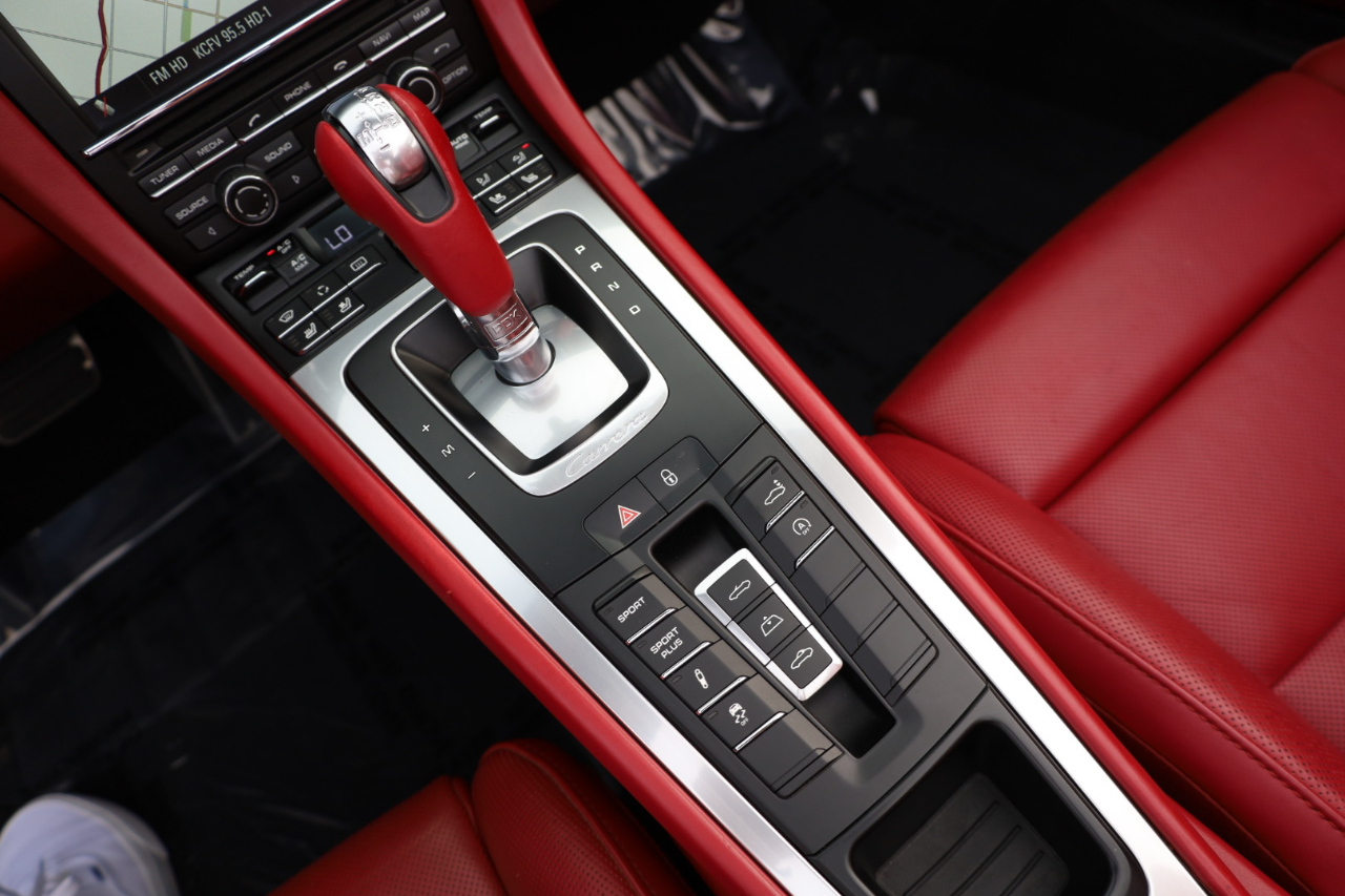 Porsche 911 Carrera S Cabriolet 2013