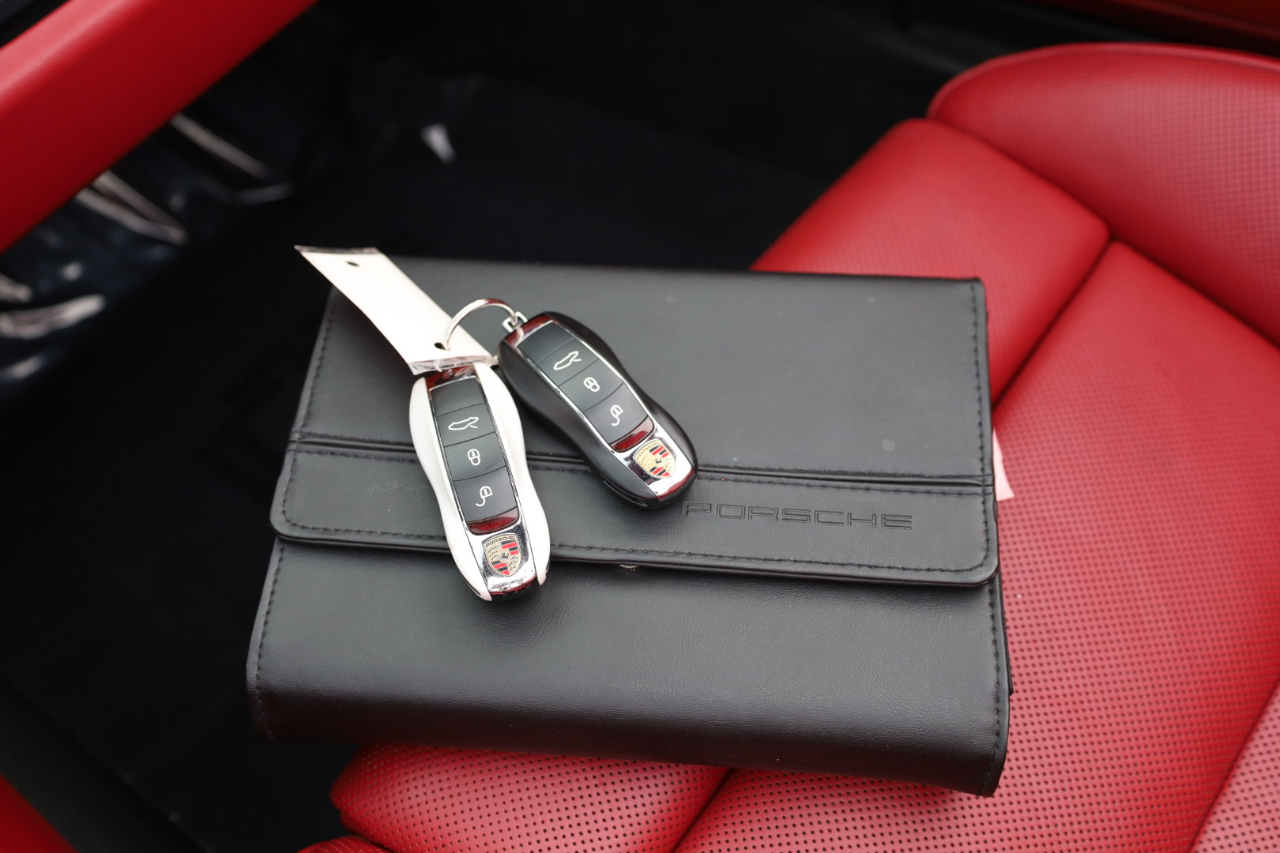 Porsche 911 Carrera S Cabriolet 2013