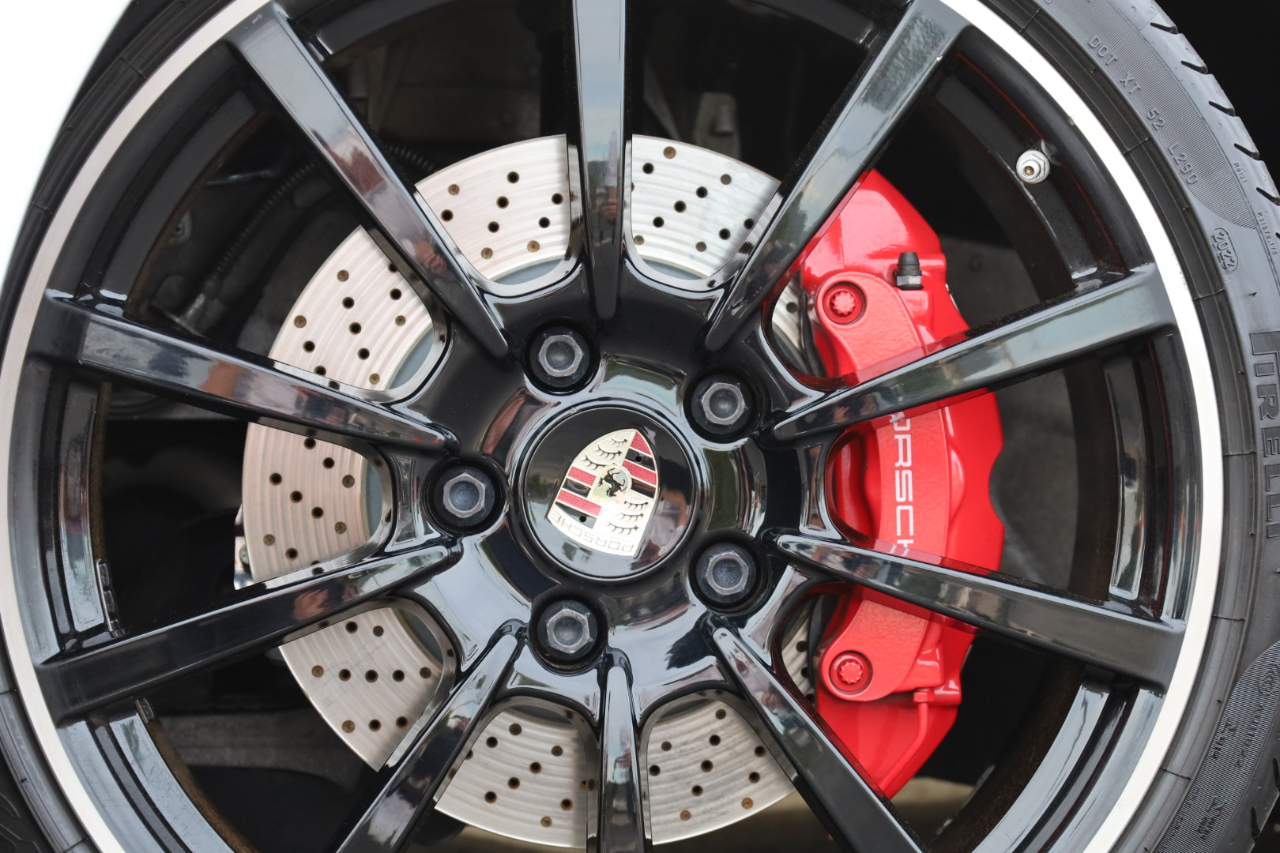 Porsche 911 Carrera S Cabriolet 2013