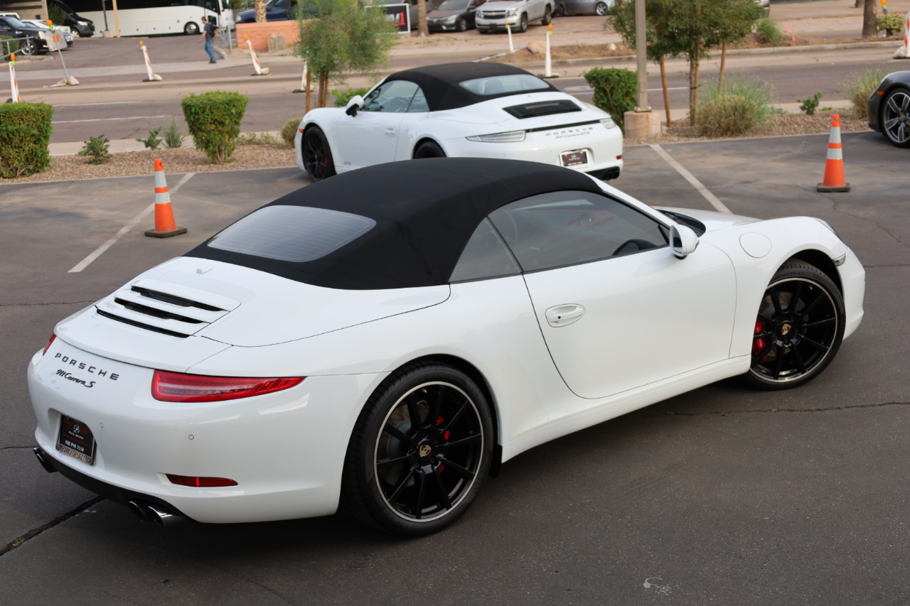 Porsche 911 Carrera S Cabriolet 2013