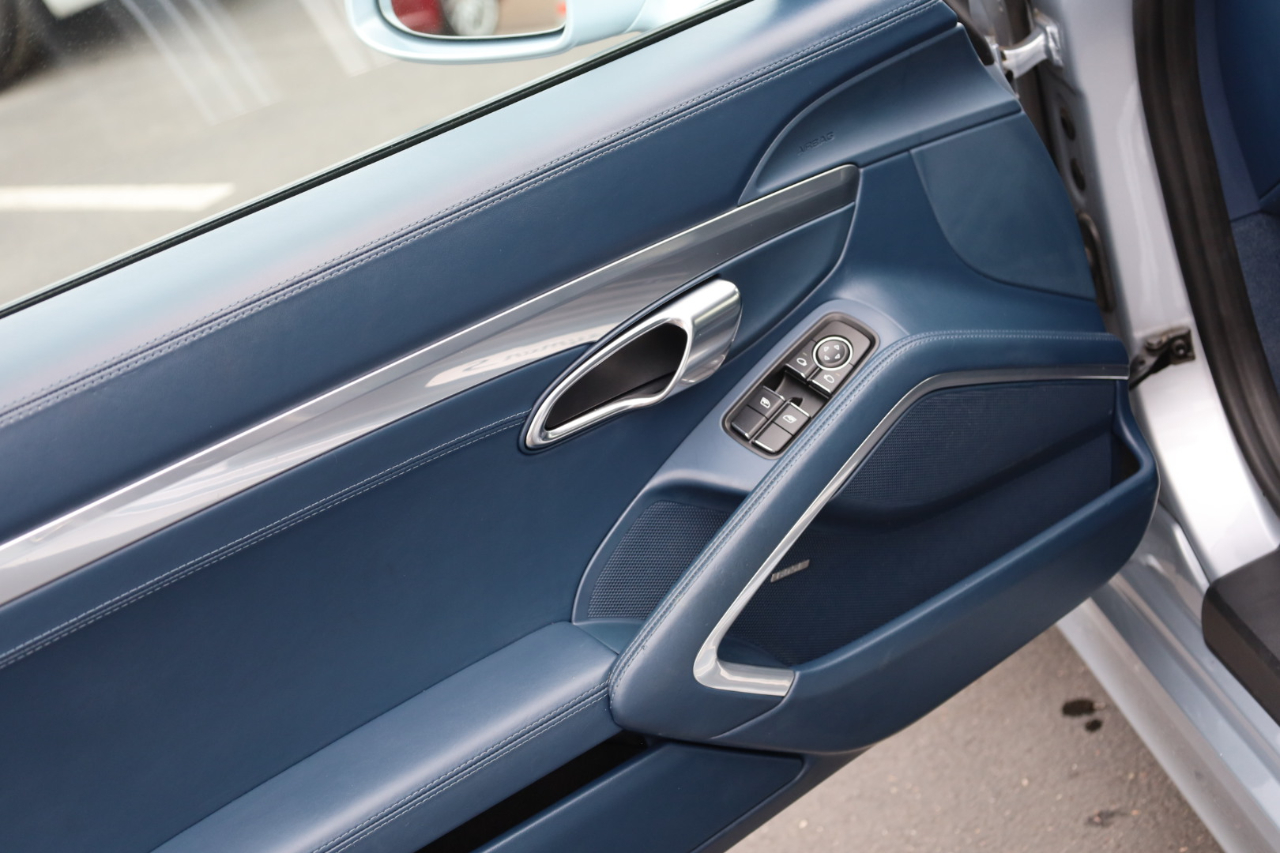 Porsche Cayman S 2014