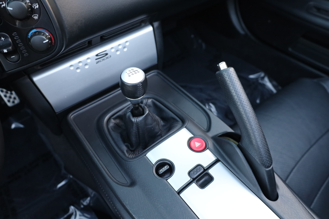 Honda S2000 Roadster 2005