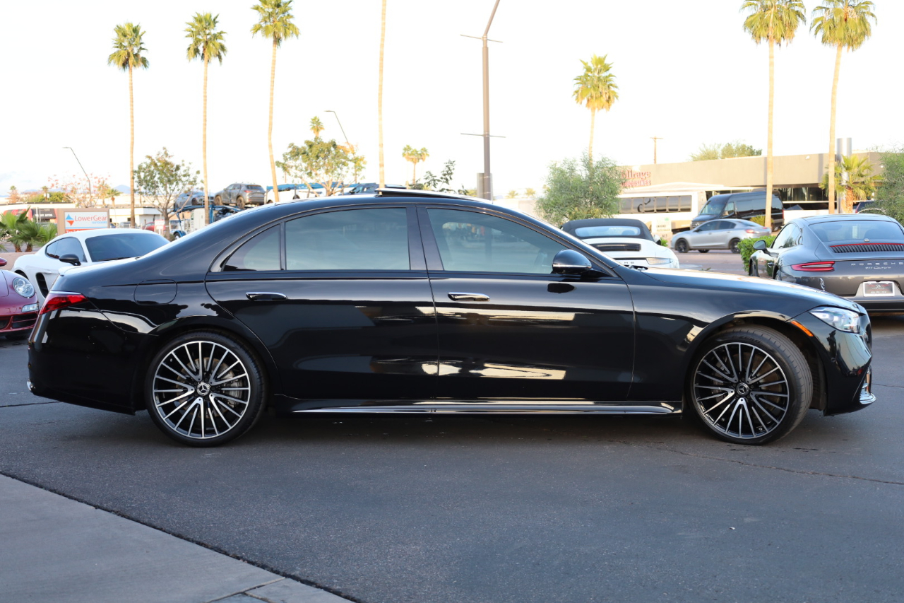 Mercedes-Benz S-Class S580 4MATIC 2023