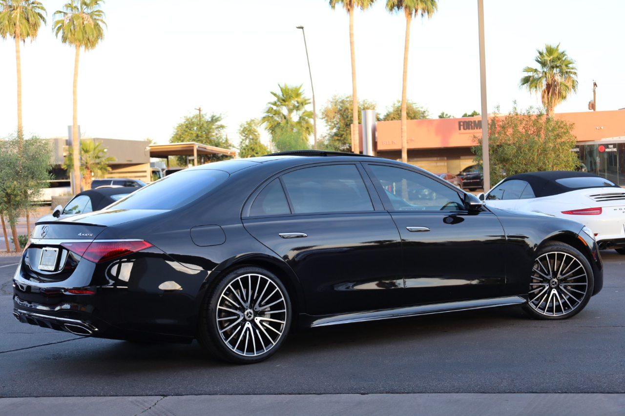 Mercedes-Benz S-Class S580 4MATIC 2023