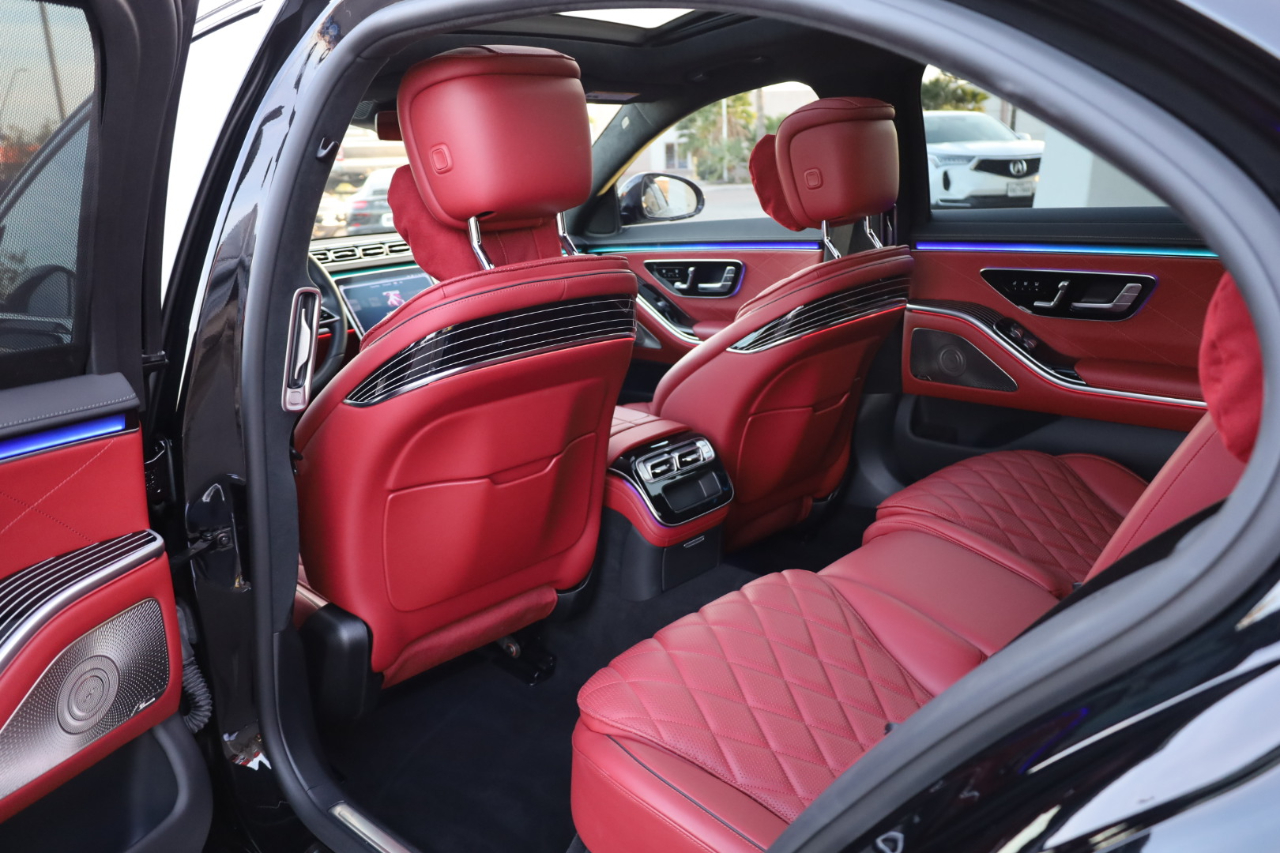 Mercedes-Benz S-Class S580 4MATIC 2023