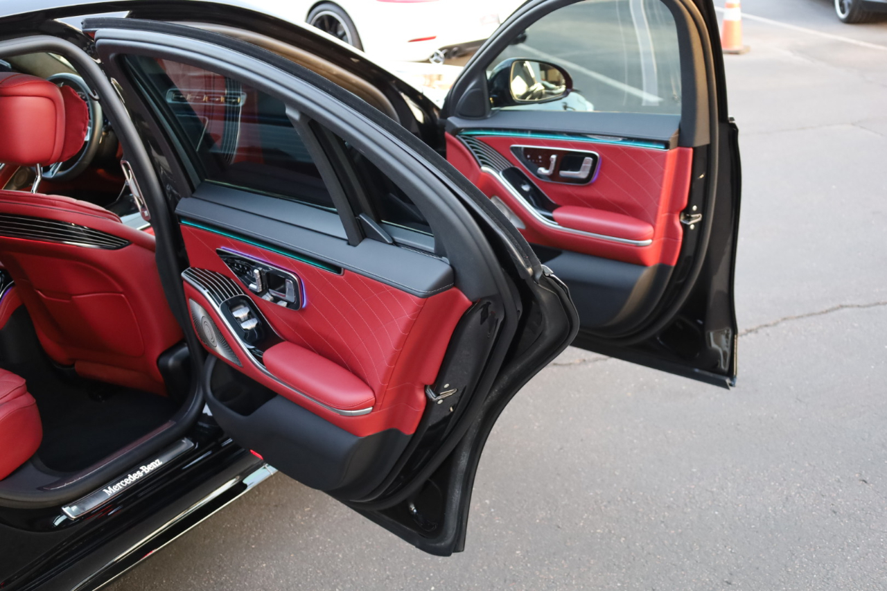 Mercedes-Benz S-Class S580 4MATIC 2023