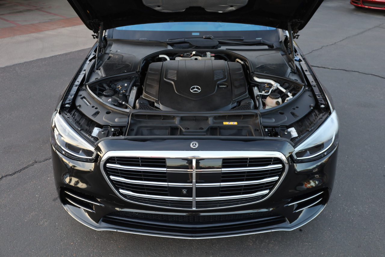 Mercedes-Benz S-Class S580 4MATIC 2023