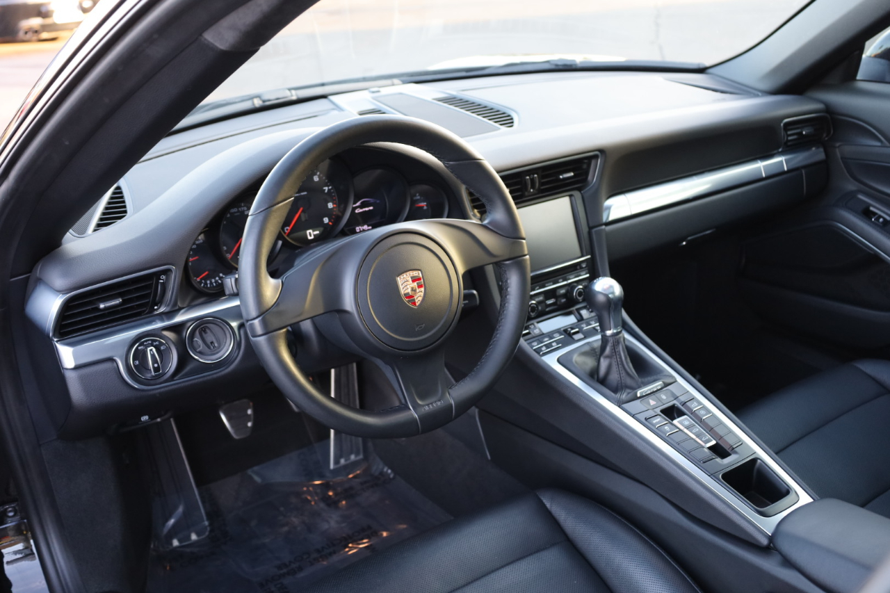 Porsche 911 Carrera Coupe 2014