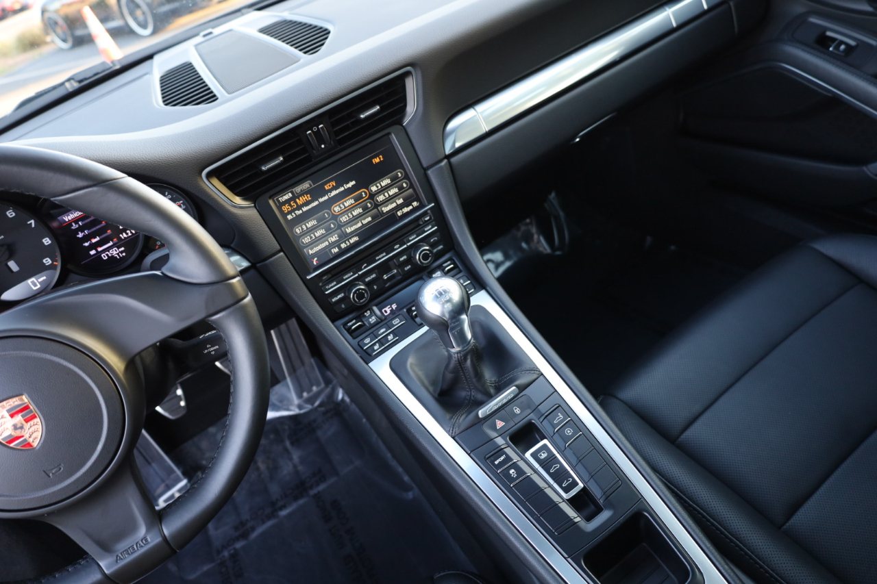 Porsche 911 Carrera Coupe 2014