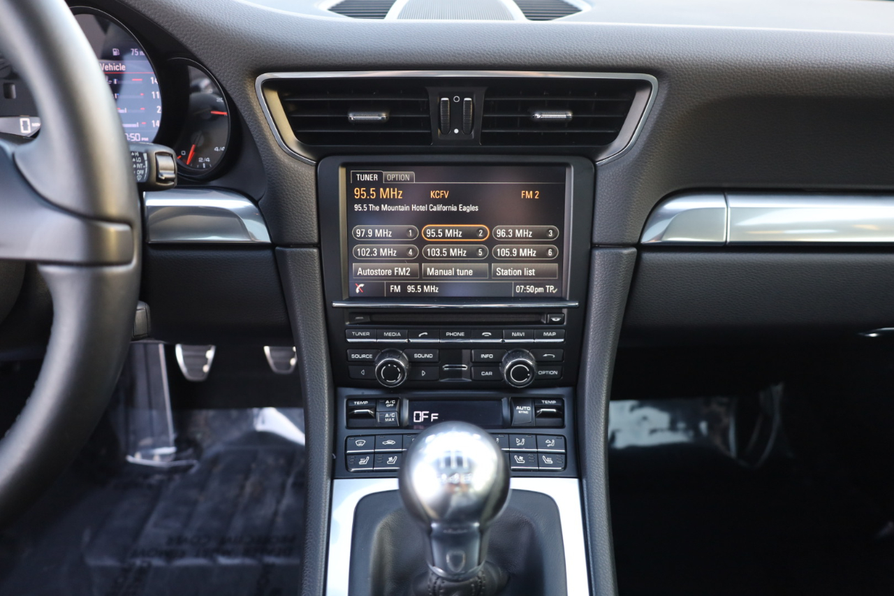 Porsche 911 Carrera Coupe 2014