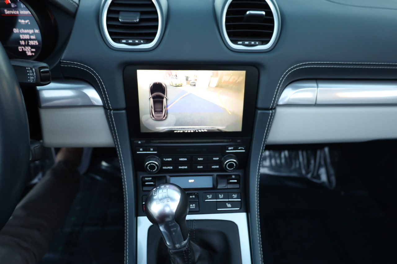 Porsche 718 Boxster S 2017