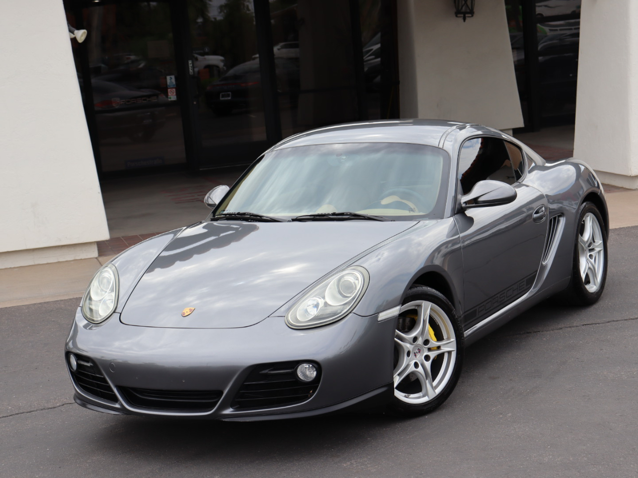 2010 Porsche Cayman Base