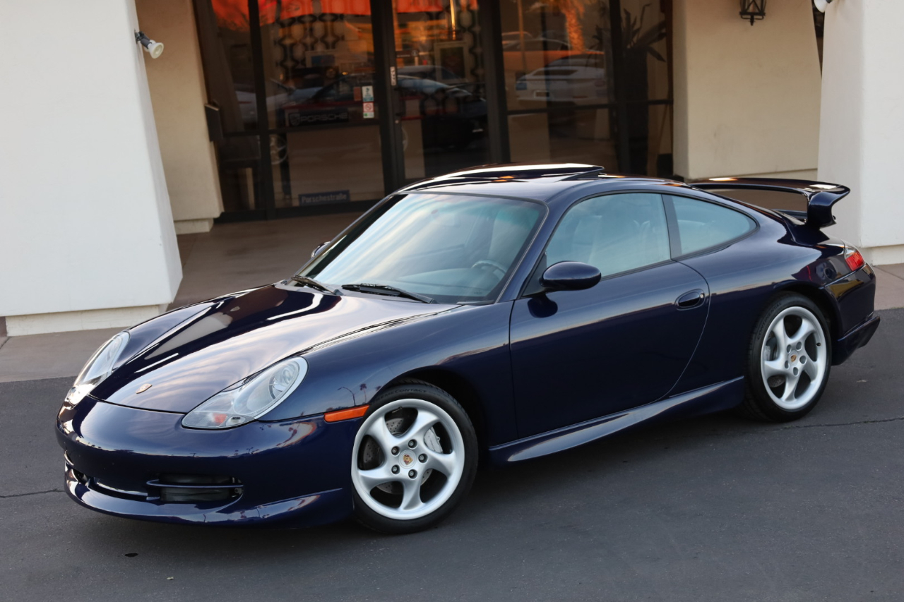 Porsche 911 Carrera 4 2001