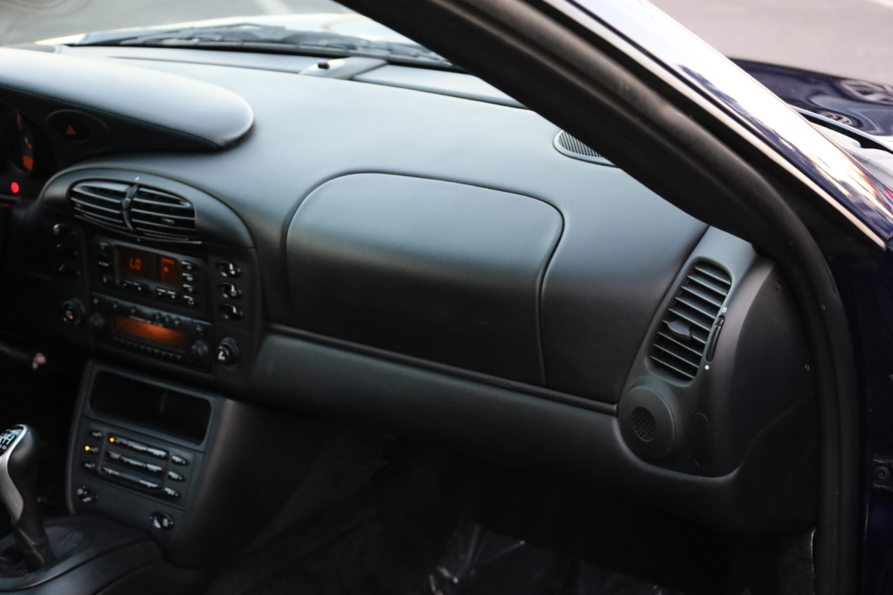 Porsche 911 Carrera 4 2001