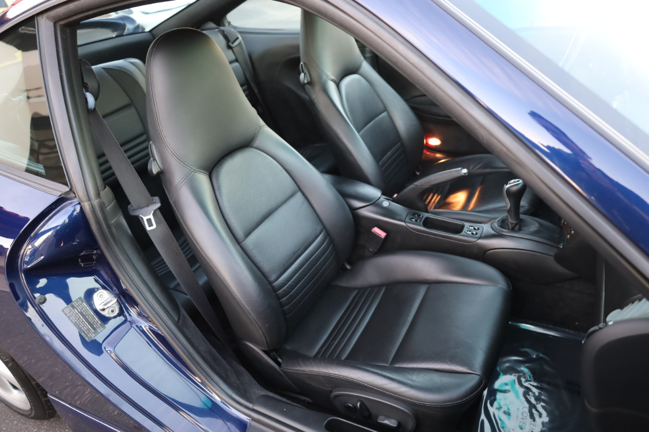 Porsche 911 Carrera 4 2001