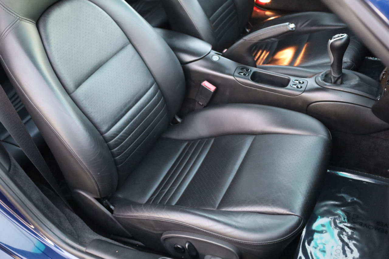 Porsche 911 Carrera 4 2001