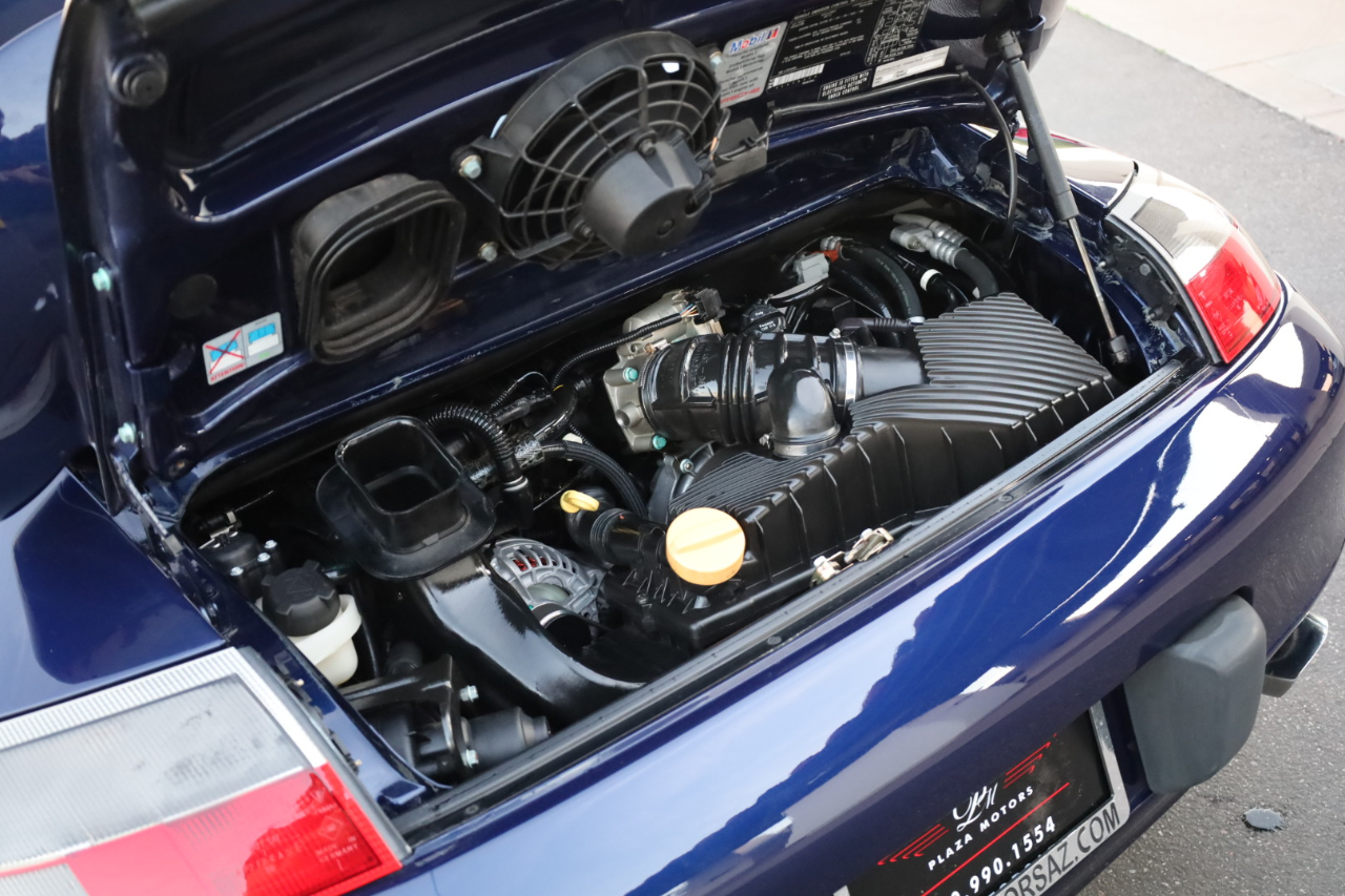 Porsche 911 Carrera 4 2001