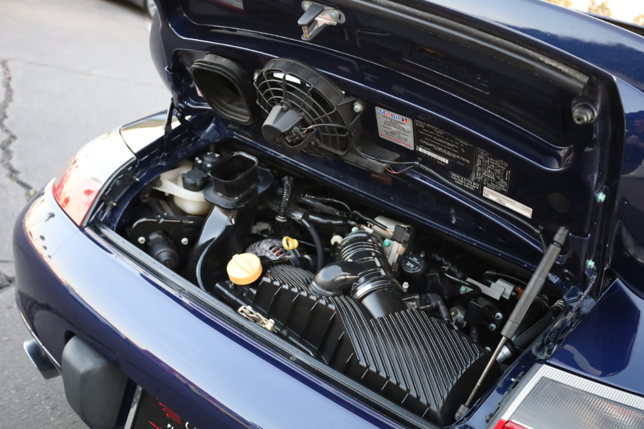 Porsche 911 Carrera 4 2001