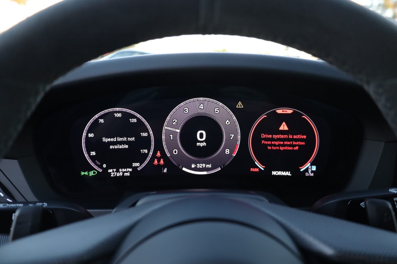 Porsche 911 Carrera Coupe 2025