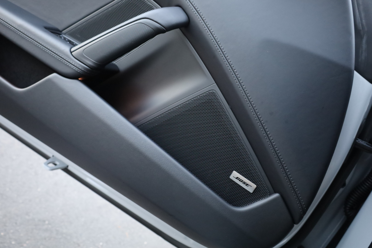 Porsche 911 Carrera Coupe 2025