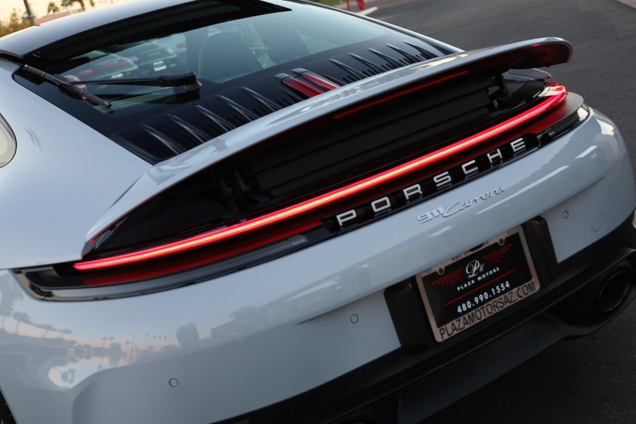 Porsche 911 Carrera Coupe 2025