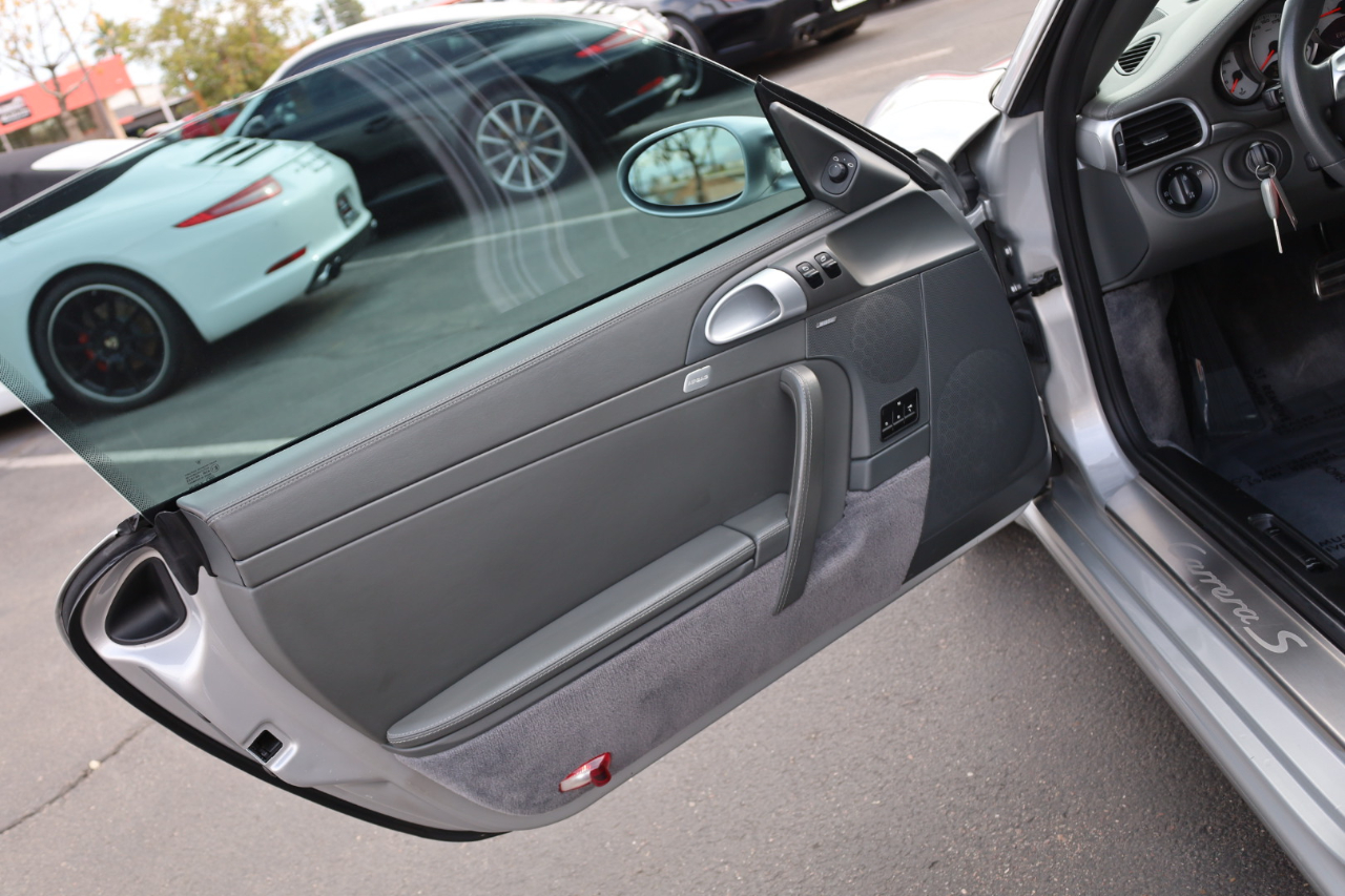 Porsche 911 Carrera S 2007