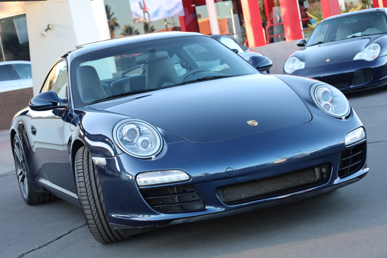 Porsche 911 Carrera S Coupe 2011