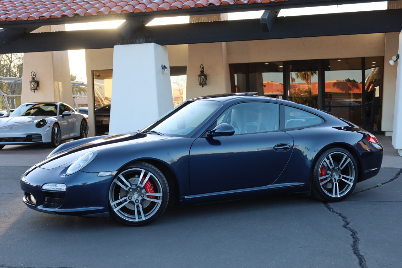 Porsche 911 Carrera S Coupe 2011