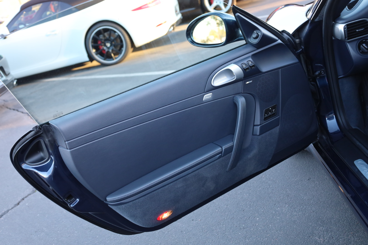 Porsche 911 Carrera S Coupe 2011