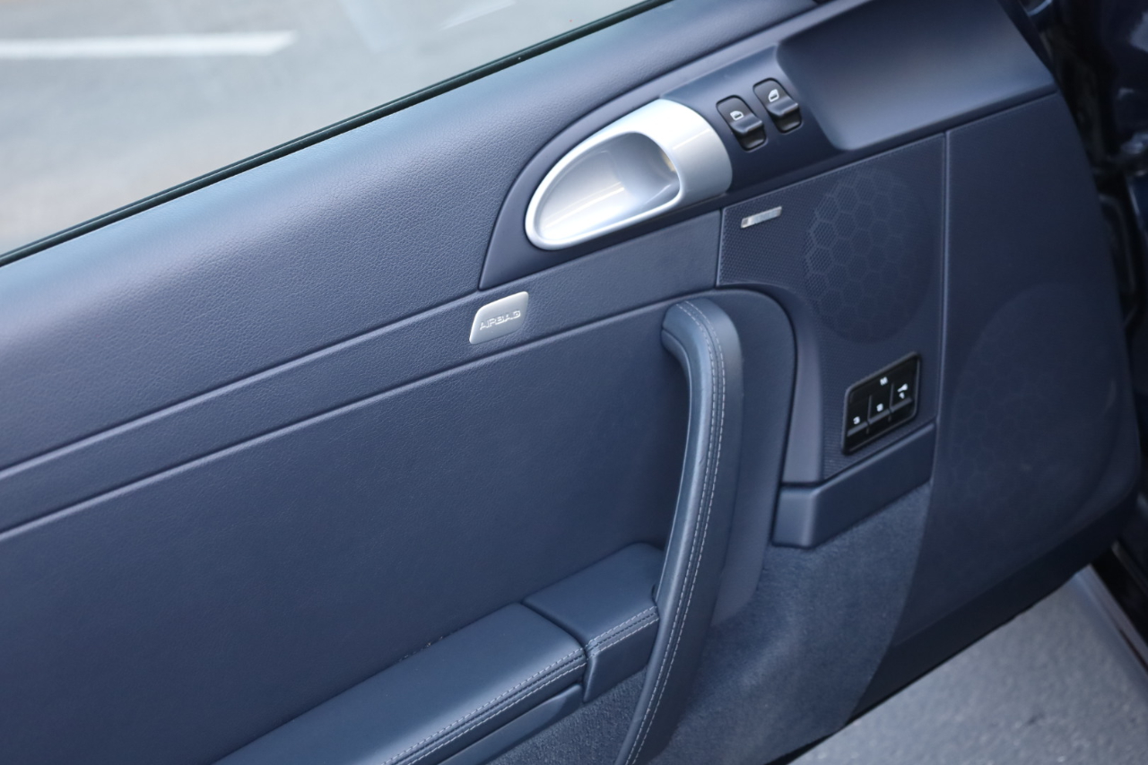 Porsche 911 Carrera S Coupe 2011