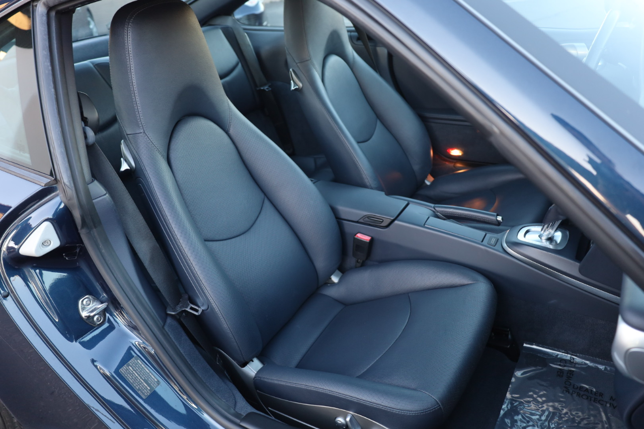 Porsche 911 Carrera S Coupe 2011