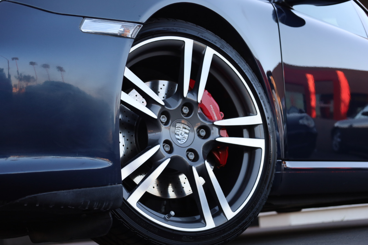 Porsche 911 Carrera S Coupe 2011