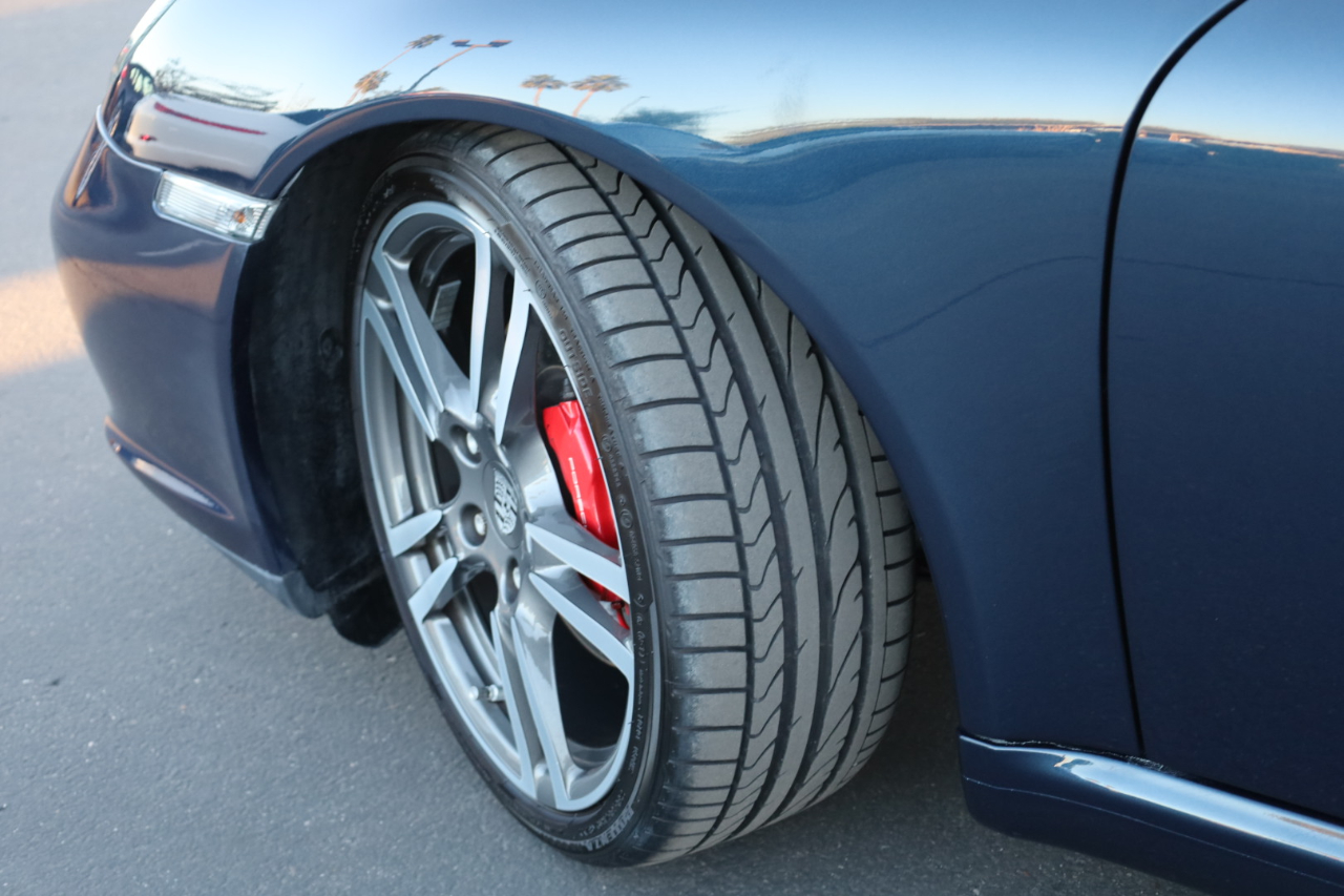 Porsche 911 Carrera S Coupe 2011