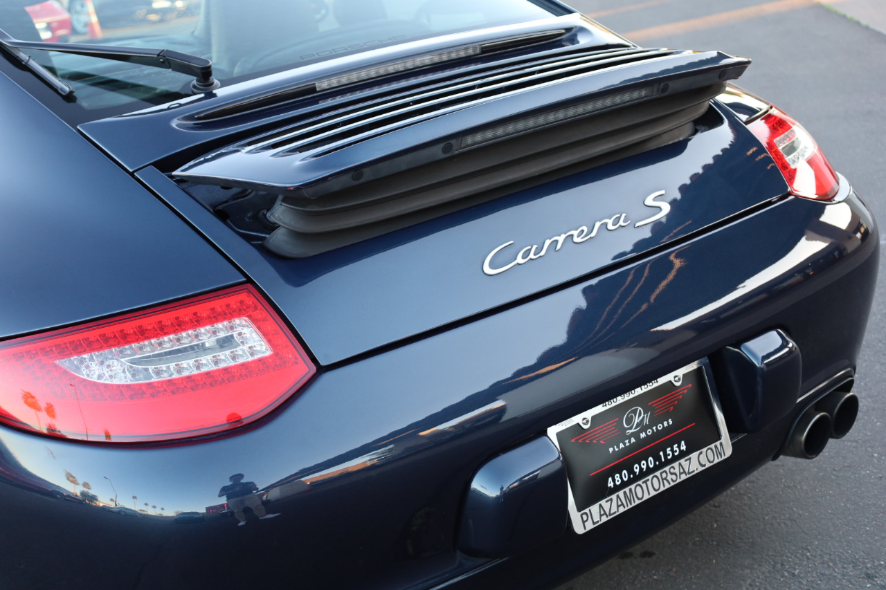 Porsche 911 Carrera S Coupe 2011
