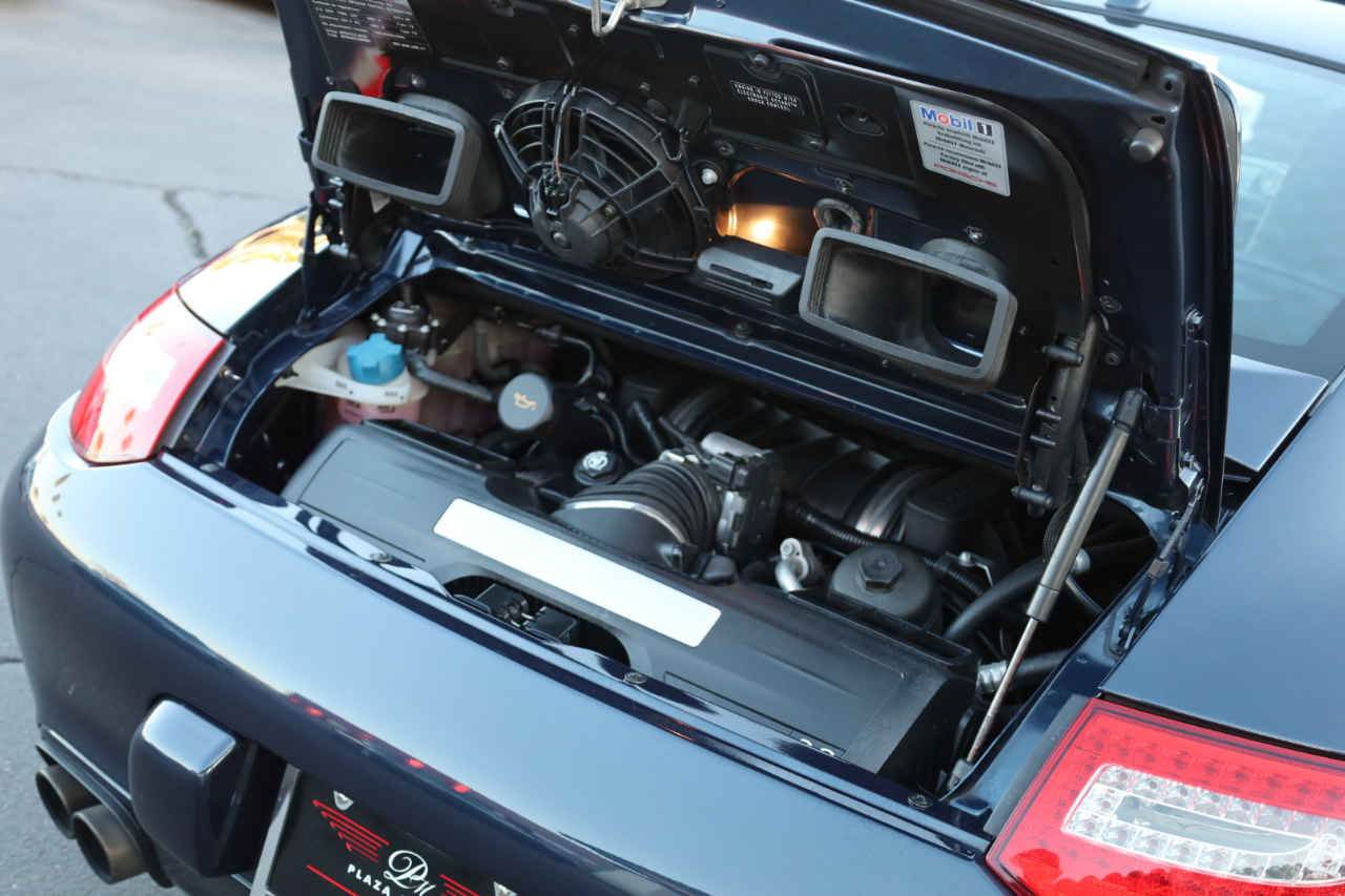 Porsche 911 Carrera S Coupe 2011