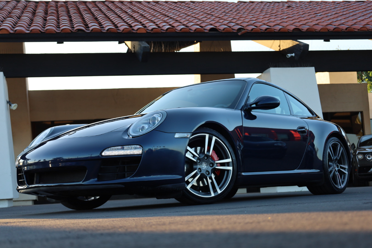 Porsche 911 Carrera S Coupe 2011