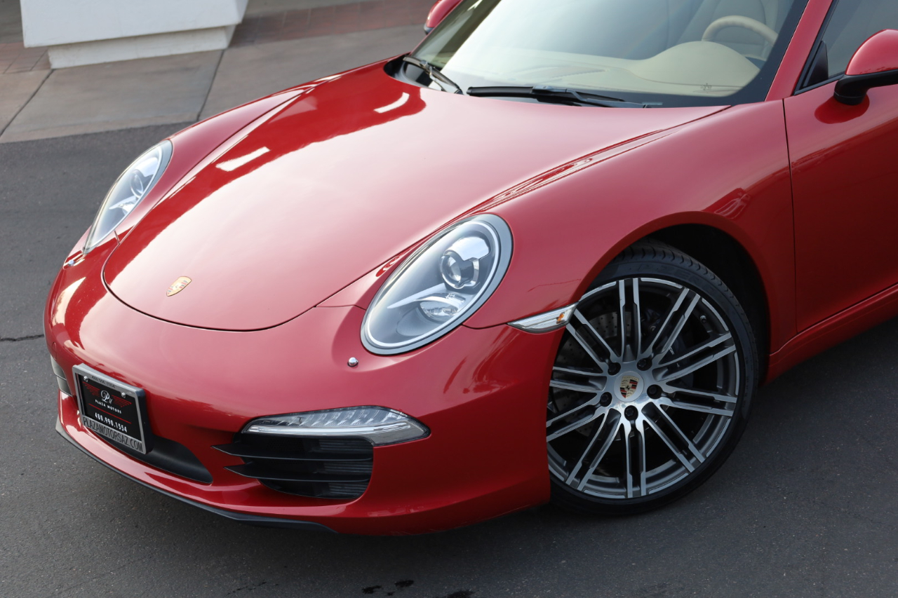 Porsche 911 Carrera Coupe 2014