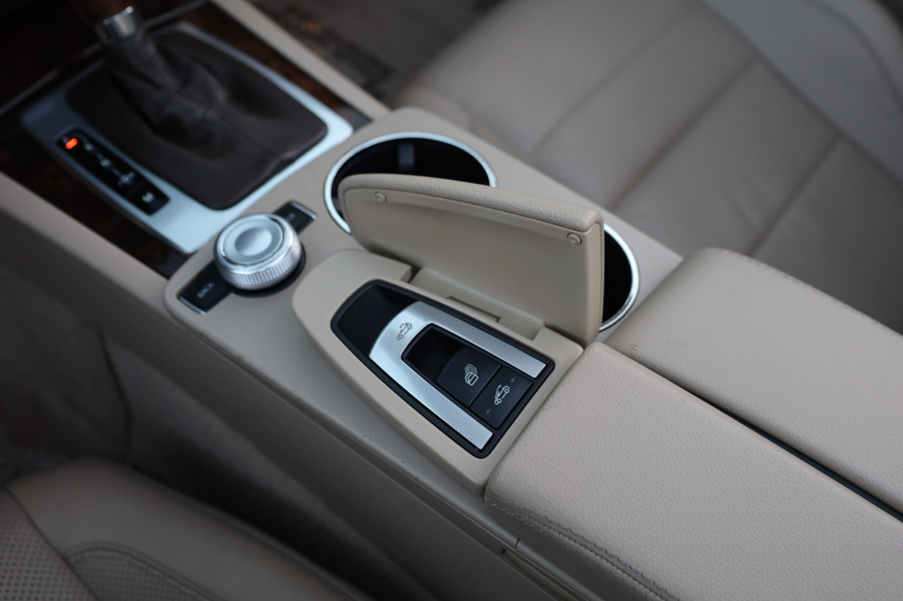 Mercedes-Benz E-Class E550 Cabriolet 2011