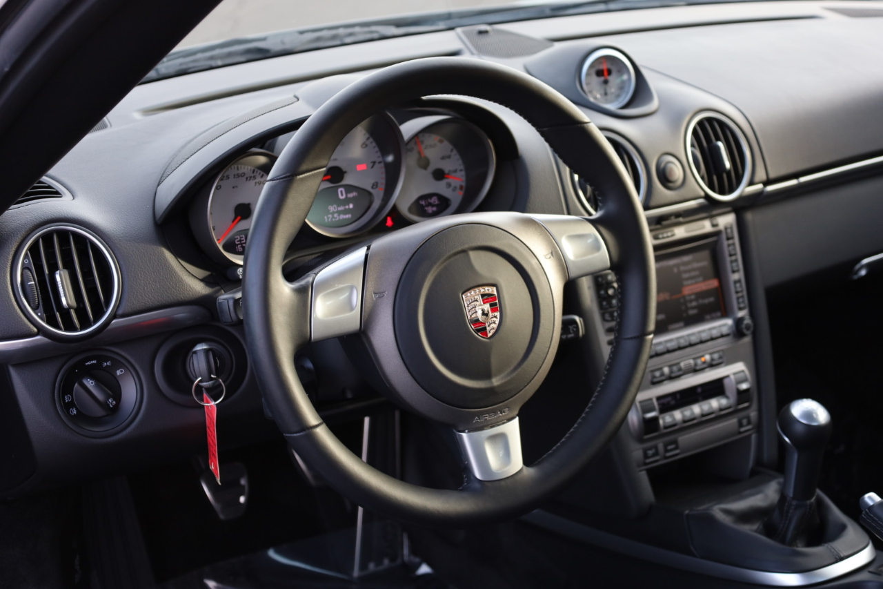 Porsche Cayman S 2008