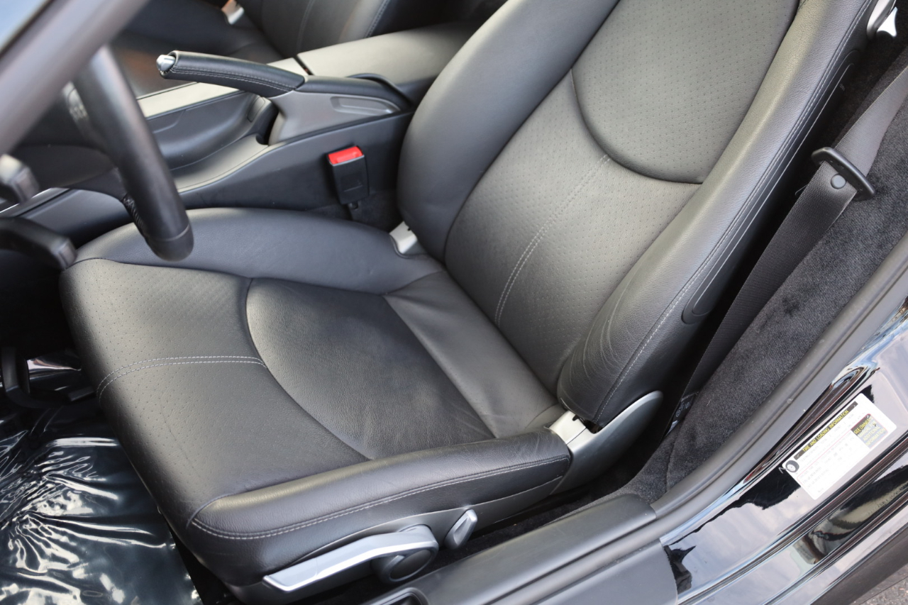 Porsche Cayman S 2008