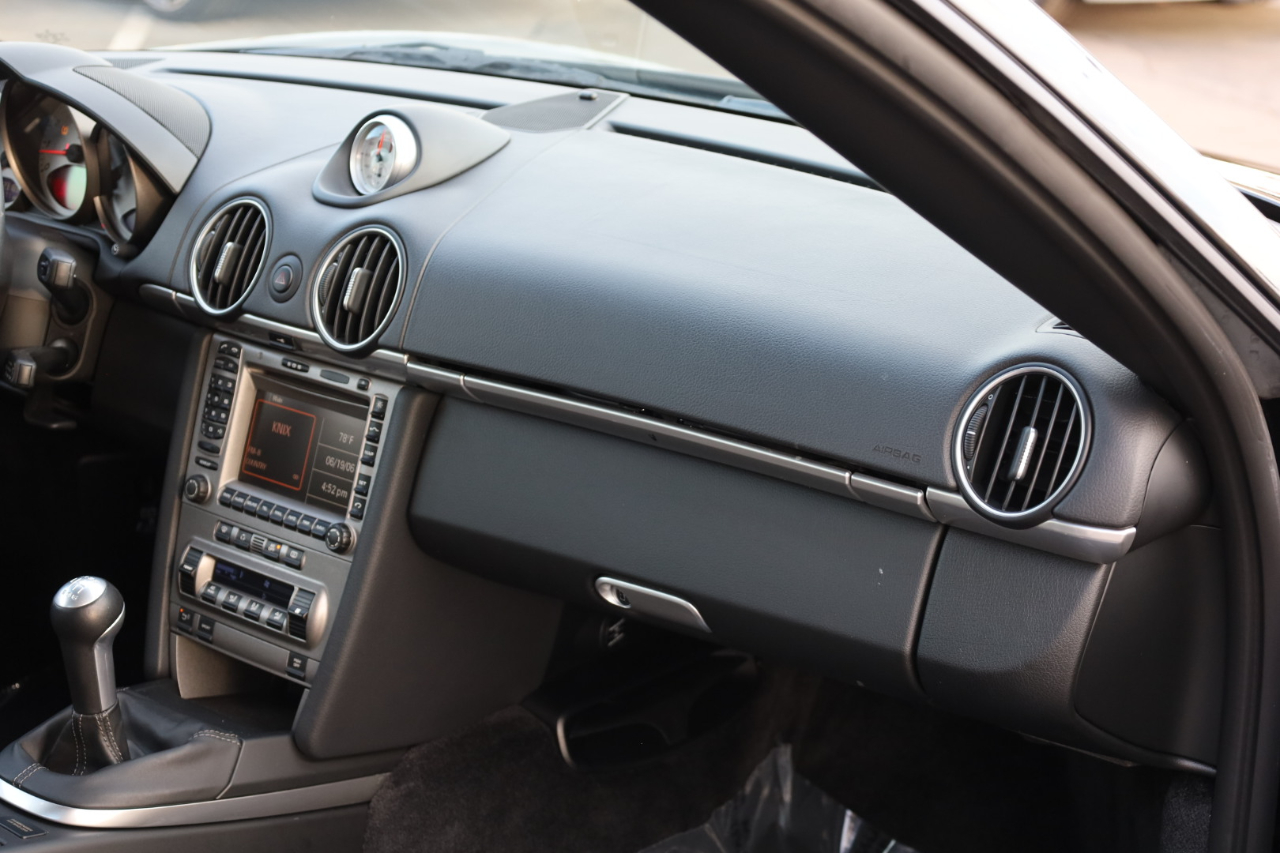 Porsche Cayman S 2008