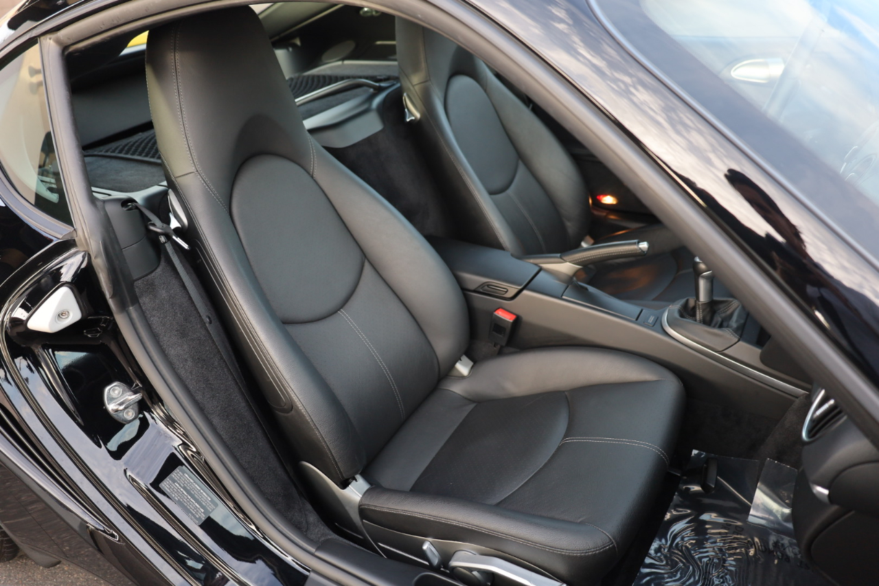 Porsche Cayman S 2008