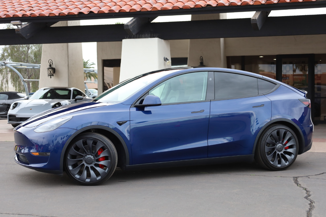 Tesla Model Y Performance 2024