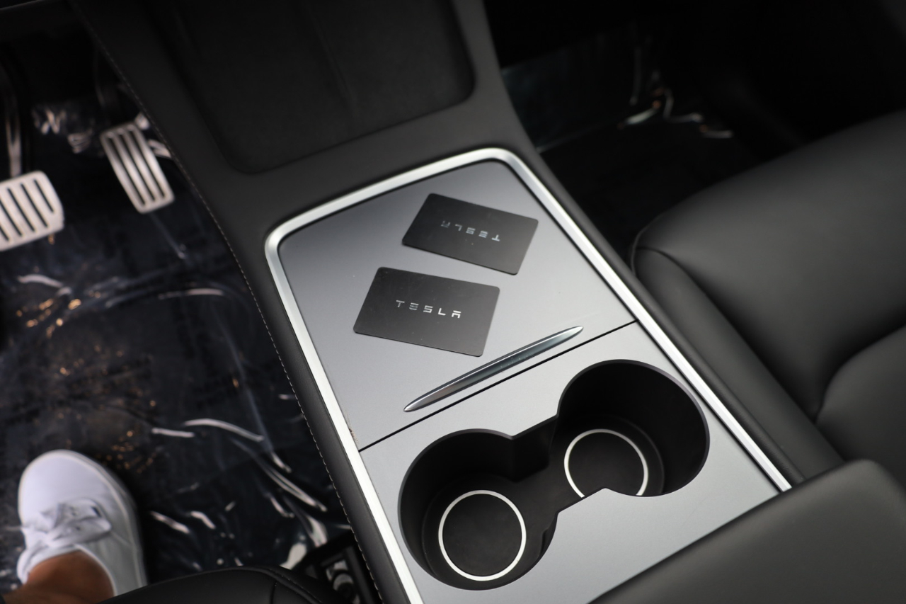 Tesla Model Y Performance 2024