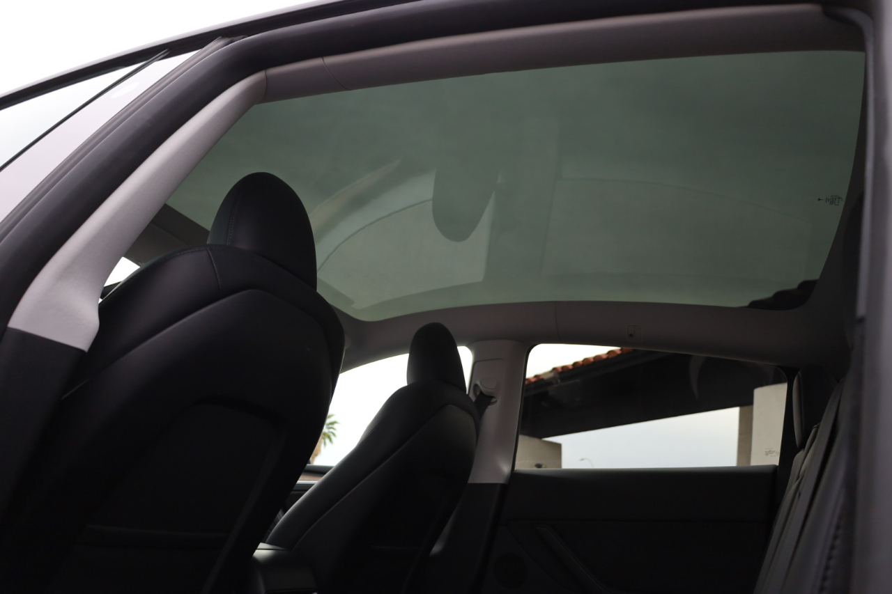 Tesla Model Y Performance 2024