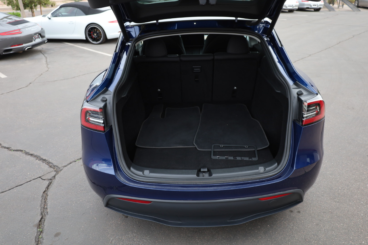 Tesla Model Y Performance 2024