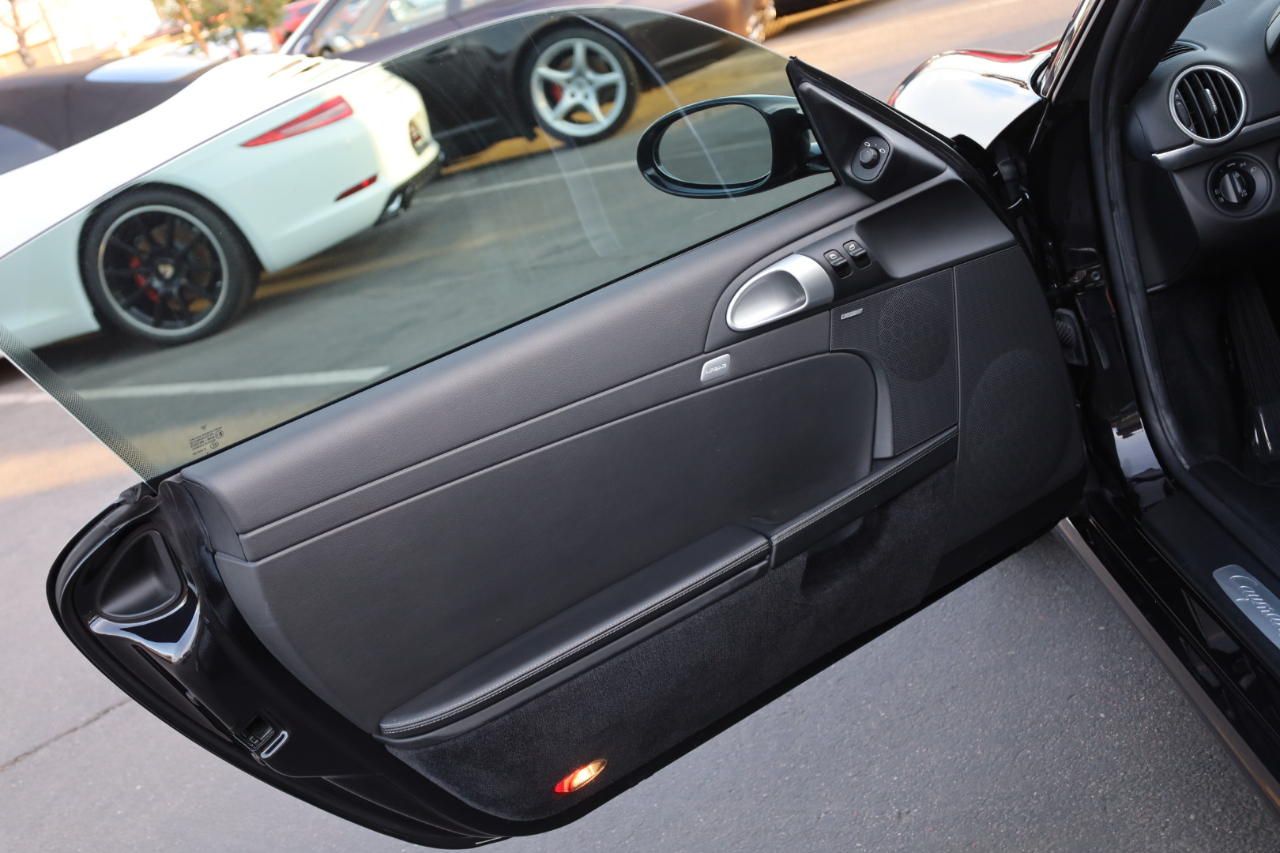 Porsche Cayman S 2006