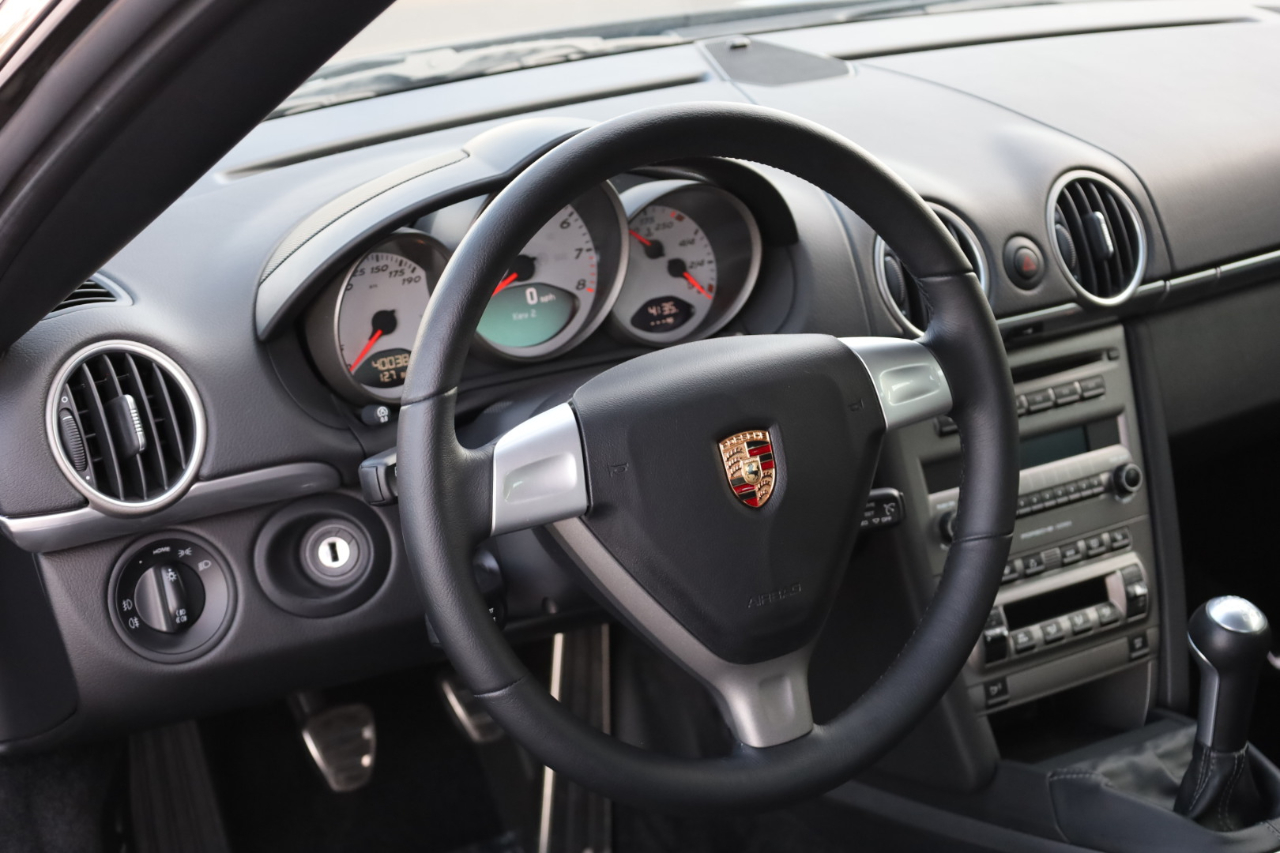 Porsche Cayman S 2006